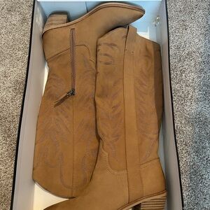 Dolce Vita Tan Heeled Boots
